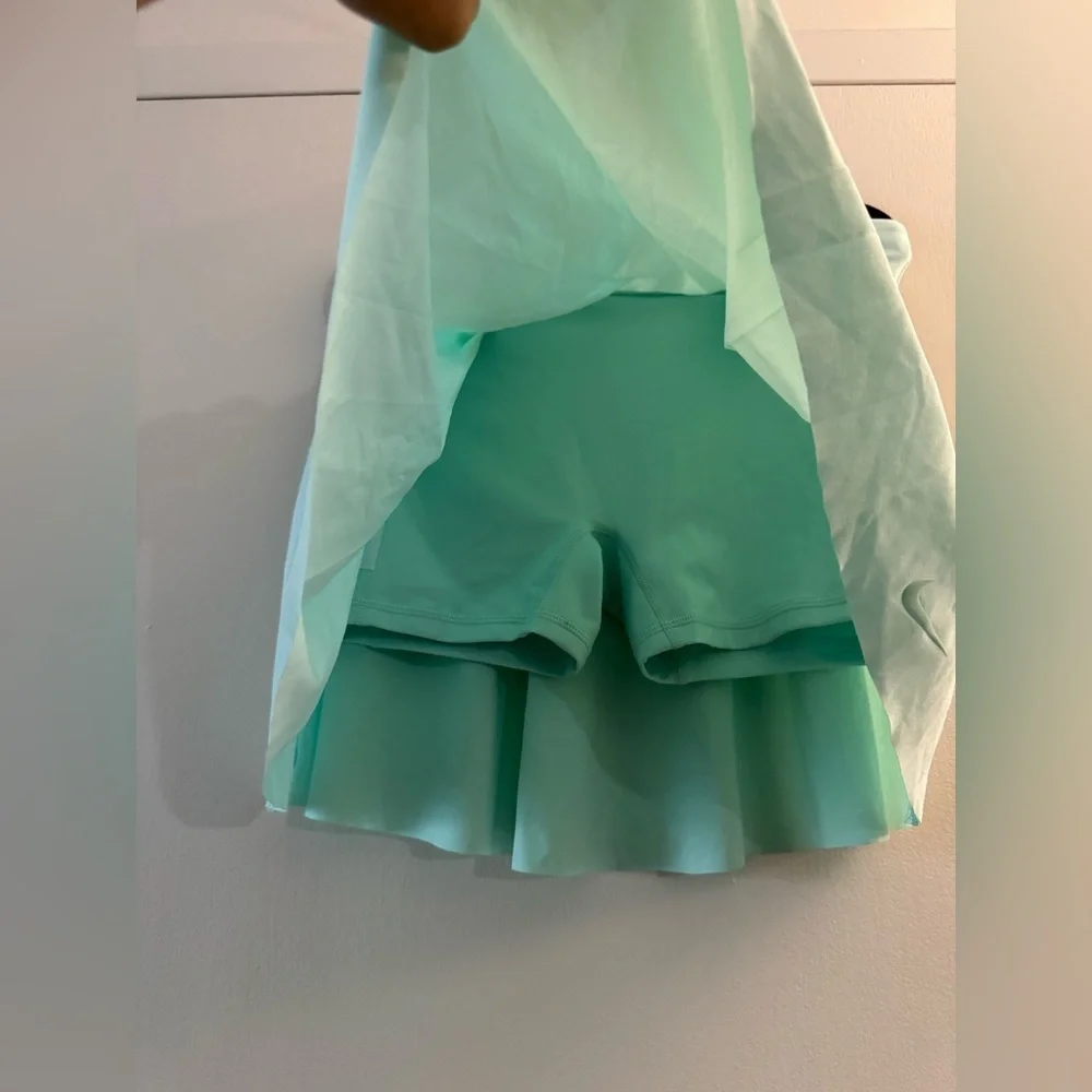 NWT Nike club dri-fit golf skort skirt, built in shorts, in pastel mint Sz Small